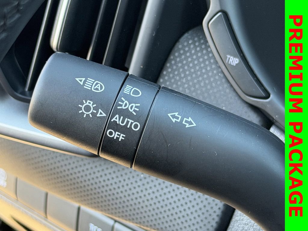 Used 2025 MAZDA CX-50 AWD 2.5 S w/ Weather Package image 21