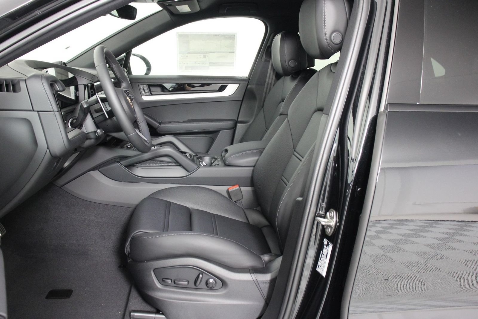 New 2026 Porsche Cayenne S AWD/4WD image 5