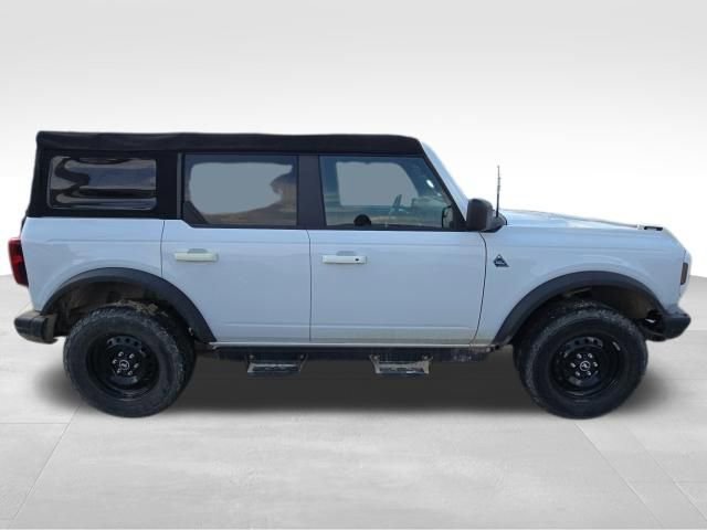 Used 2021 Ford Bronco Black Diamond image 8