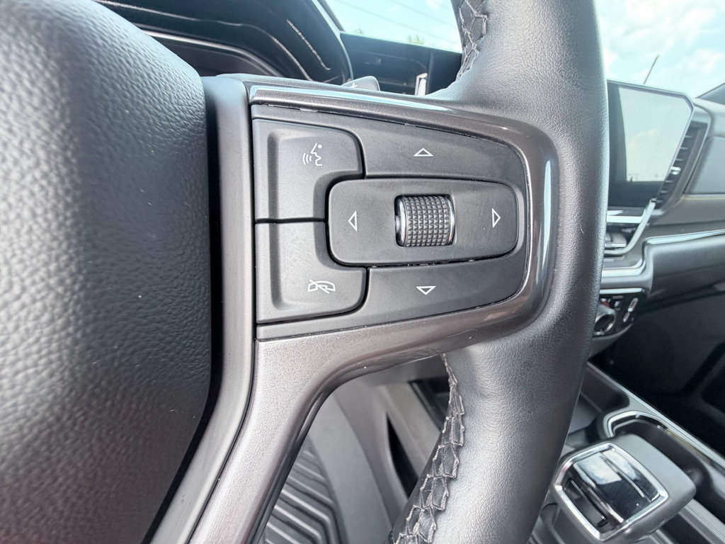 Used 2024 Chevrolet Silverado 1500 ZR2 AWD/4WD image 14