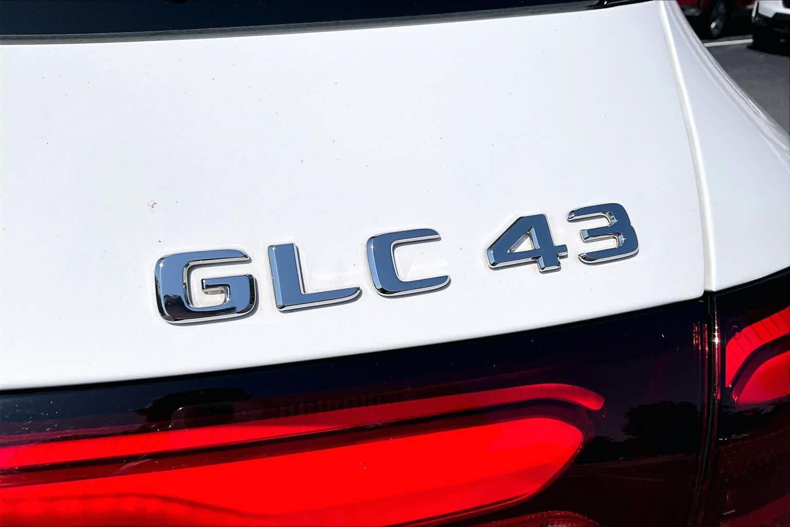 Certified 2025 Mercedes-Benz GLC 43 AMG 4MATIC image 10