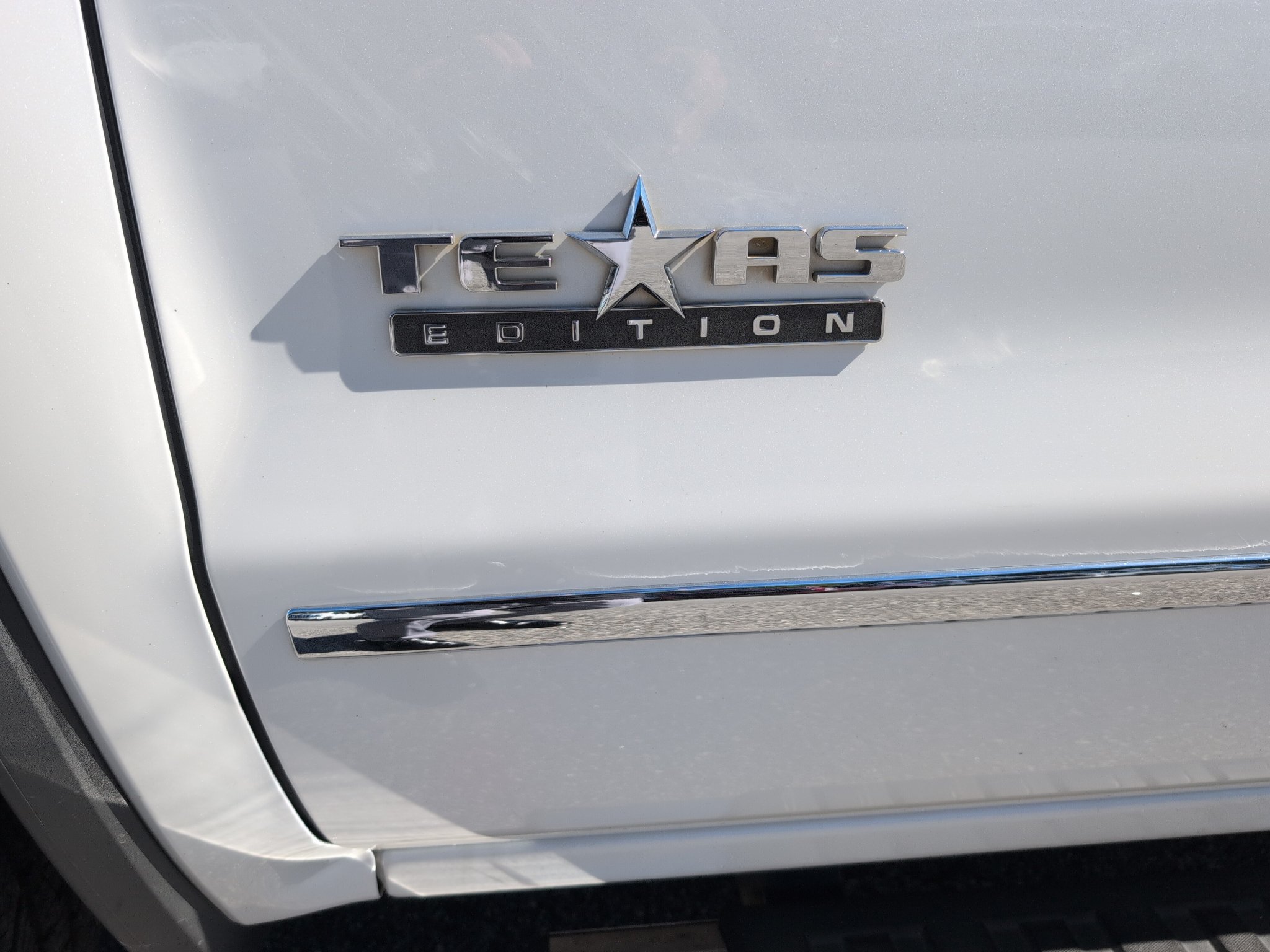 Used 2018 GMC Sierra 1500 SLT w/ Texas SLT Premium Package AWD/4WD image 4