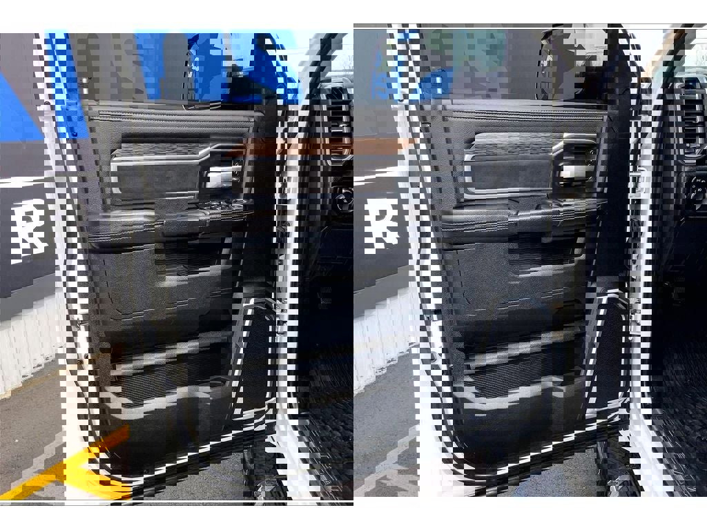 Used 2020 RAM 2500 Laramie image 25