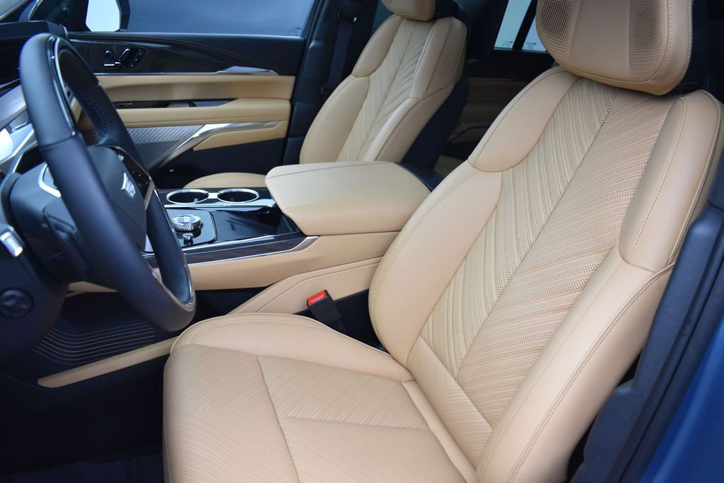 Used 2025 Cadillac Escalade IQ Sport 2 AWD/4WD image 13