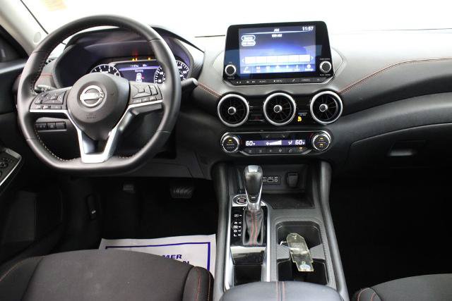 Certified 2025 Nissan Sentra SR FWD image 9