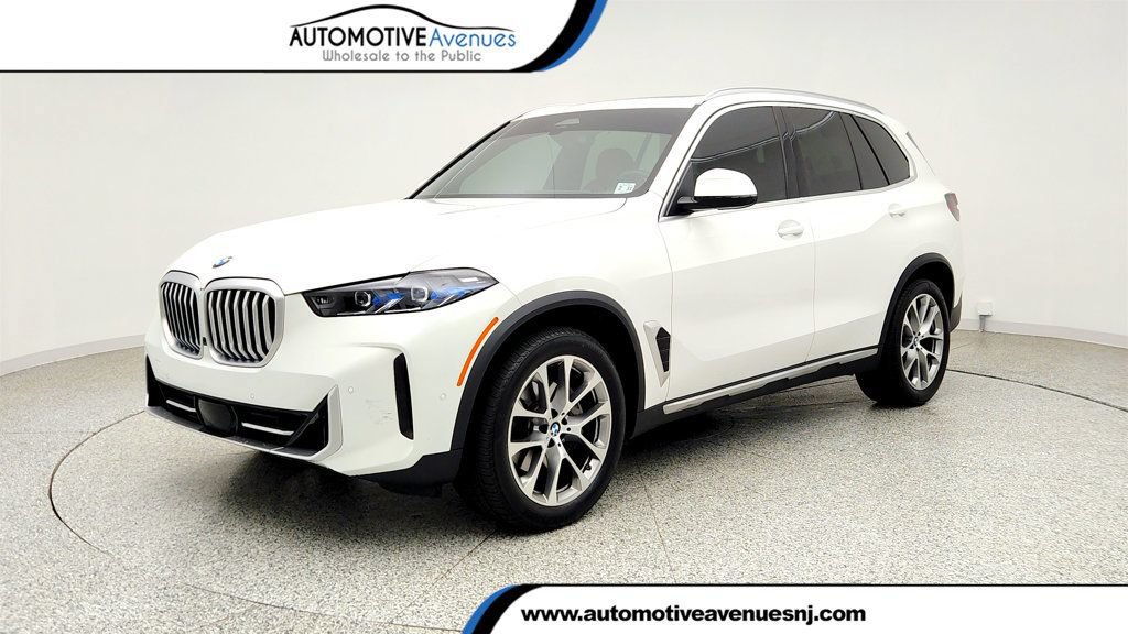 Used 2026 BMW X5 xDrive40i w/ Premium Package AWD/4WD image 1