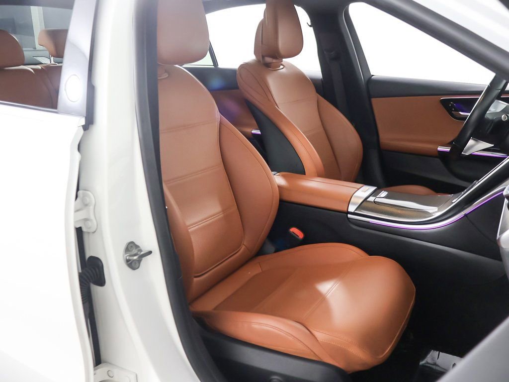 Used 2023 Mercedes-Benz C 300 4MATIC Sedan w/ Exclusive Trim Package image 32