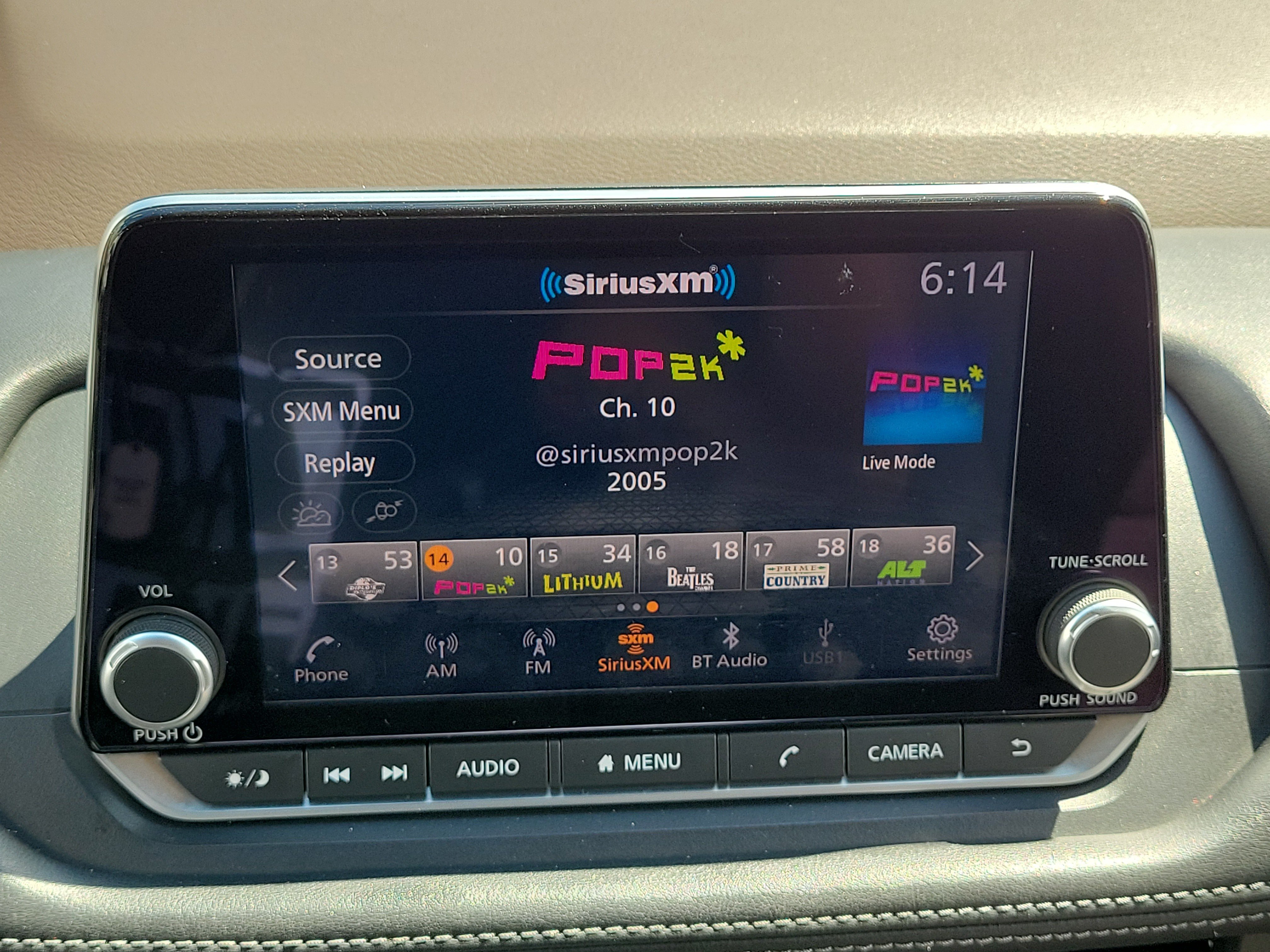 Used 2023 Nissan Rogue SV FWD image 24