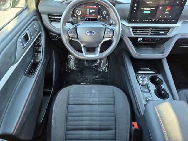 Used 2025 Ford Explorer ST-Line w/ ST-Line Street Pack AWD/4WD image 21