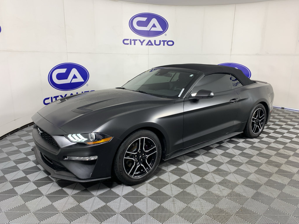 Used 2022 Ford Mustang Premium RWD image 9