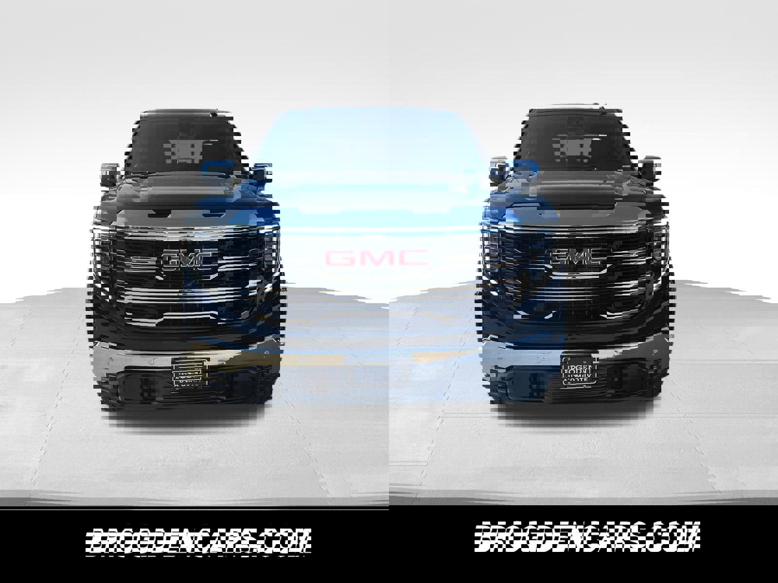 New 2026 GMC Sierra 1500 SLT w/ SLT Premium Plus Package image 8