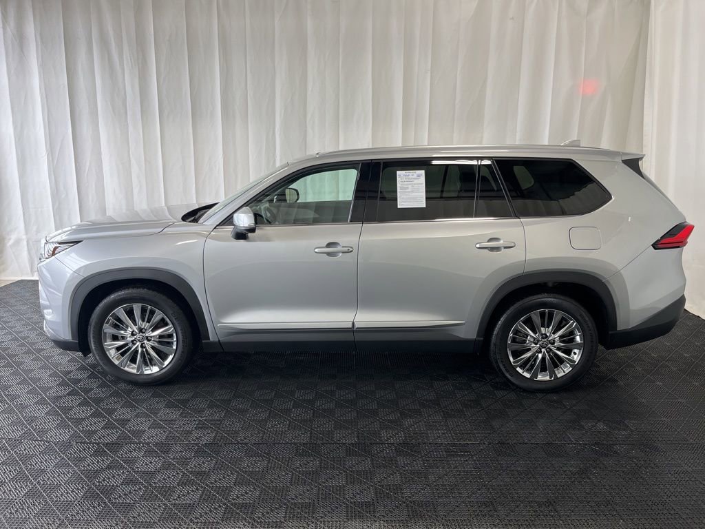 Used 2024 Toyota Grand Highlander Platinum image 29