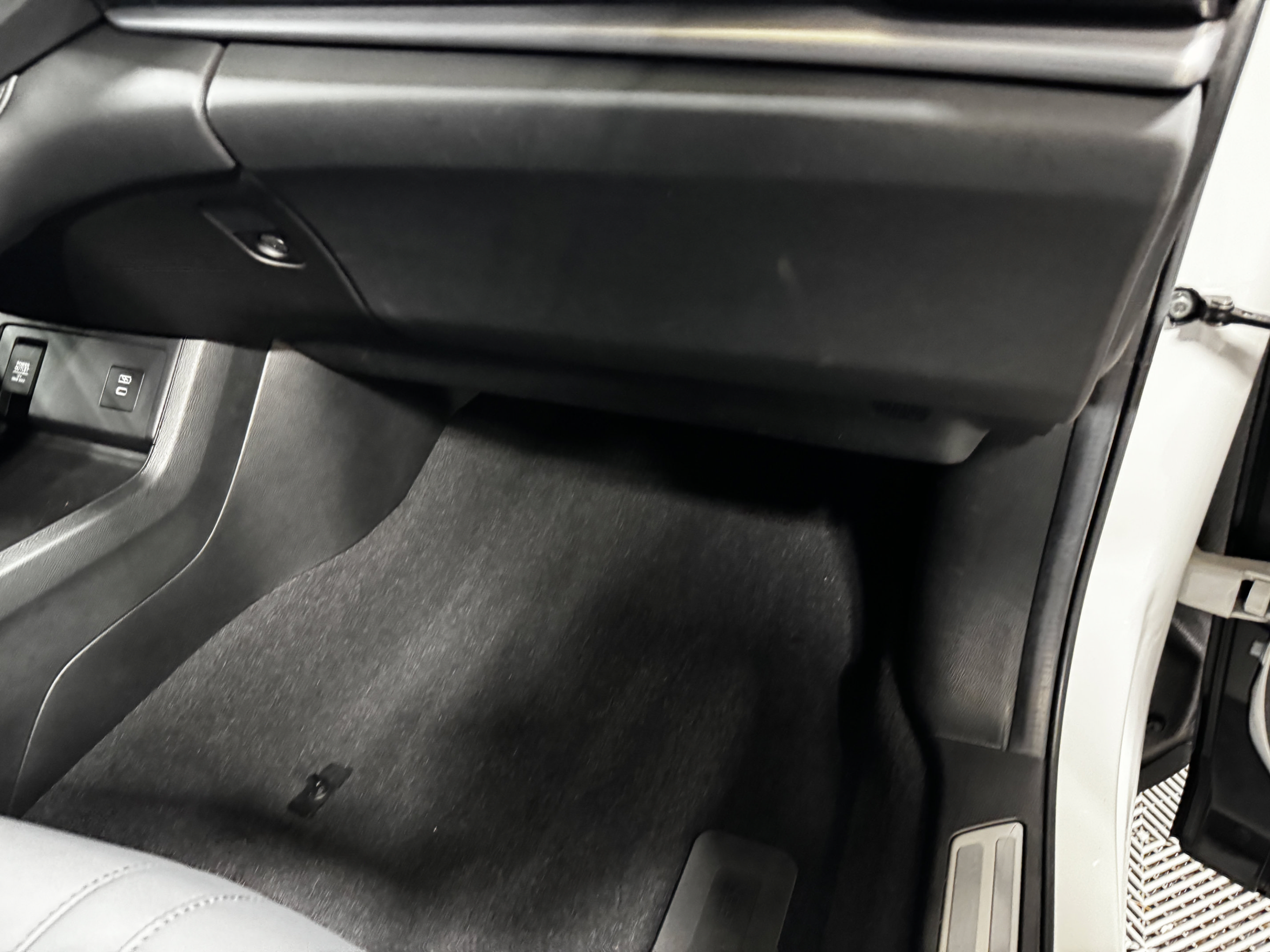 Used 2024 Acura RDX SH-AWD image 31