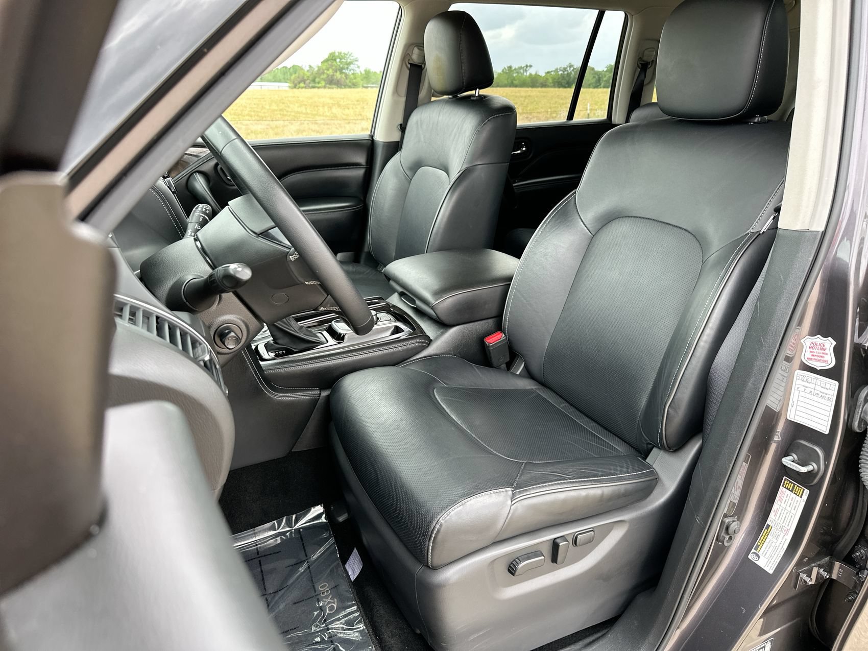 Used 2024 INFINITI QX80 Luxe RWD image 11
