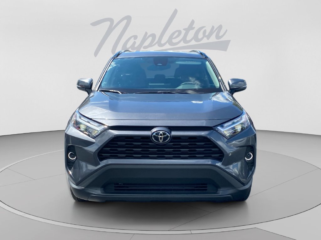 Used 2025 Toyota RAV4 XLE FWD image 9
