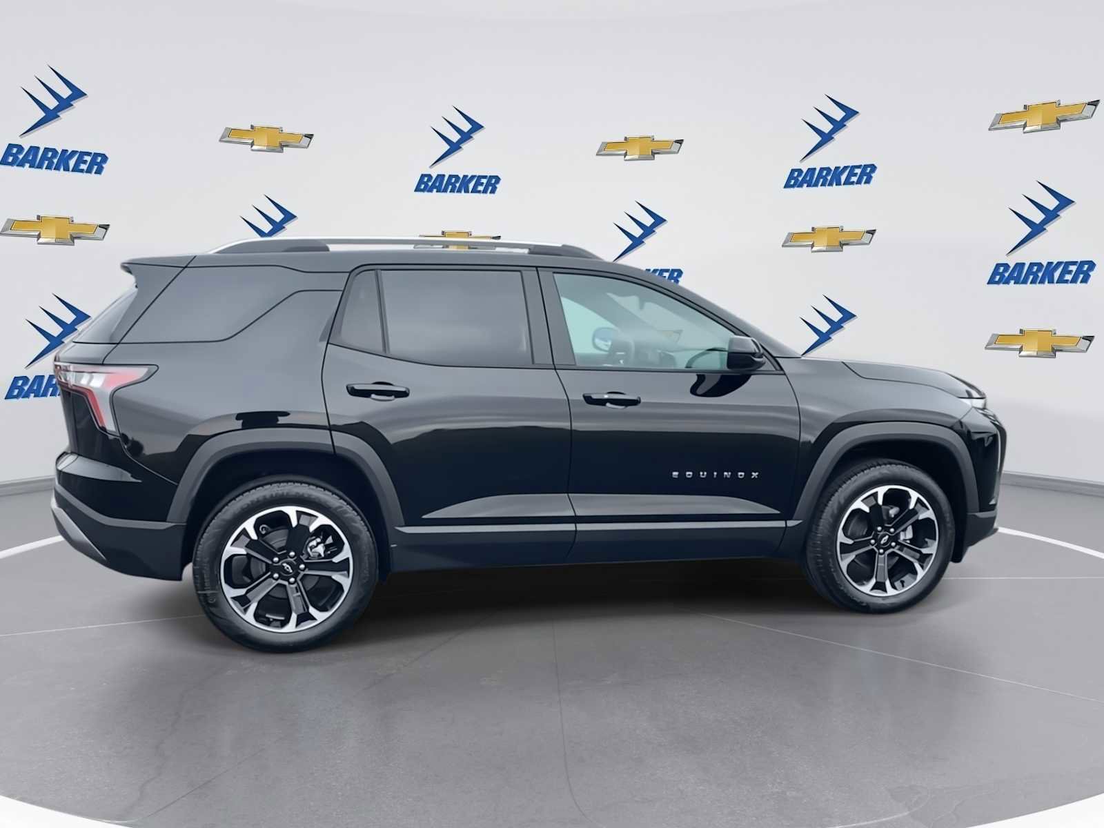 New 2026 Chevrolet Equinox LT w/ Convenience Package II image 9