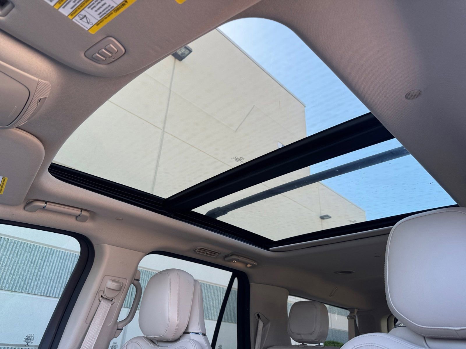 Used 2021 Lincoln Navigator L Reserve w/ Luxury Package image 26