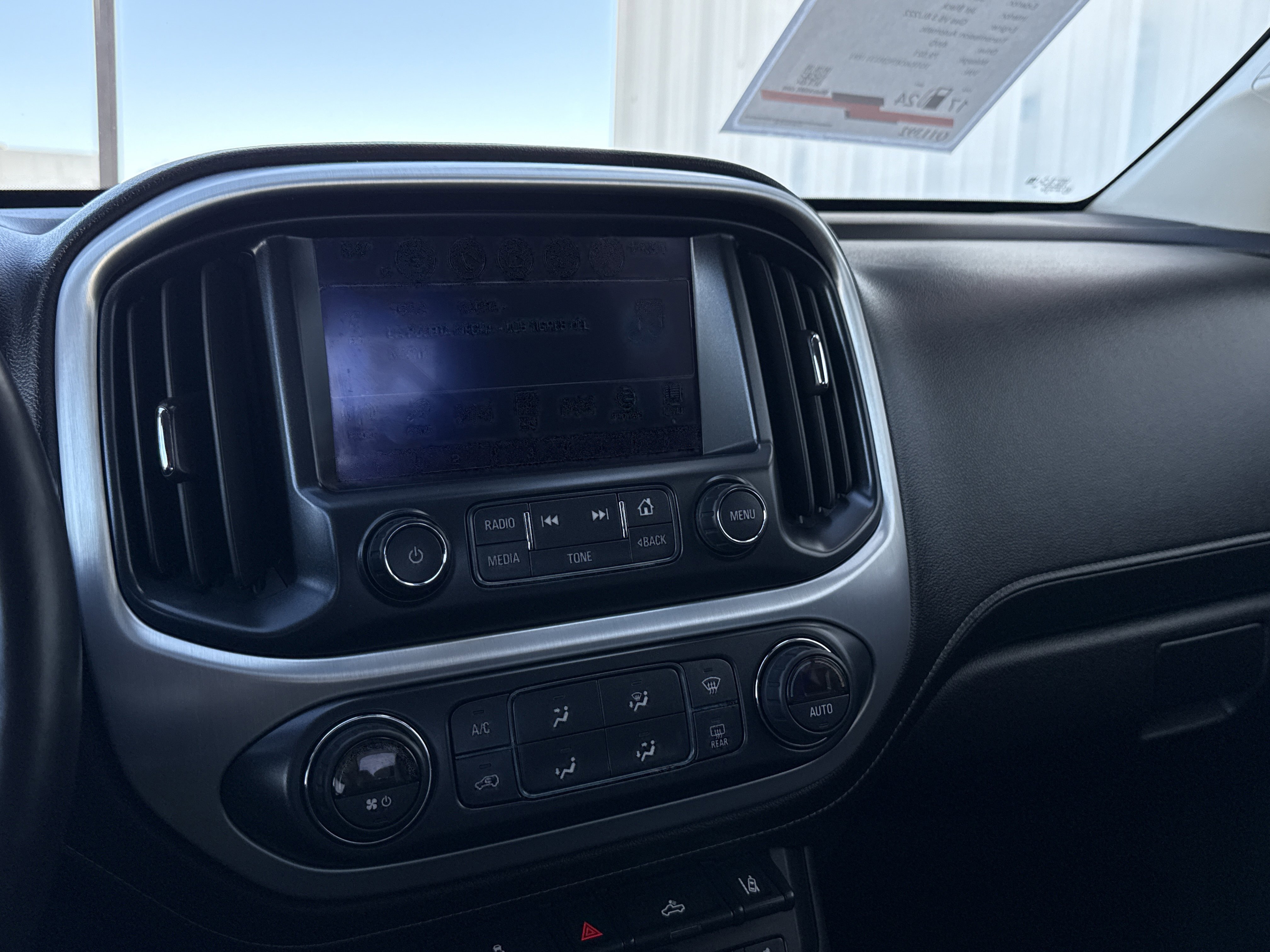 Used 2017 GMC Canyon SLT w/ Driver Alert Package image 29