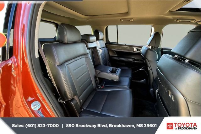 Used 2024 Hyundai Santa Fe Limited image 20