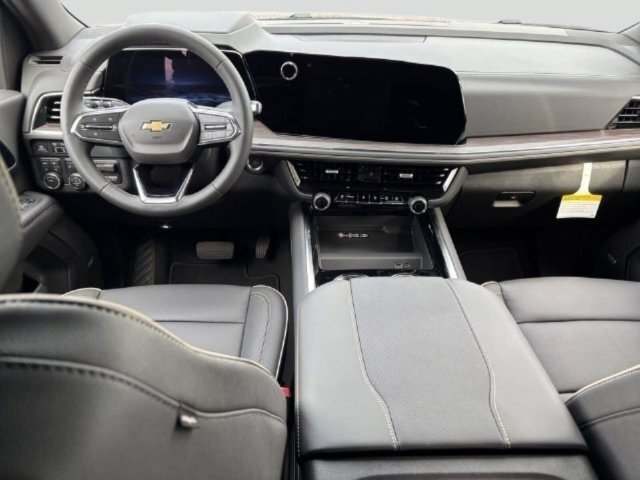 Used 2026 Chevrolet Tahoe Premier AWD/4WD image 10