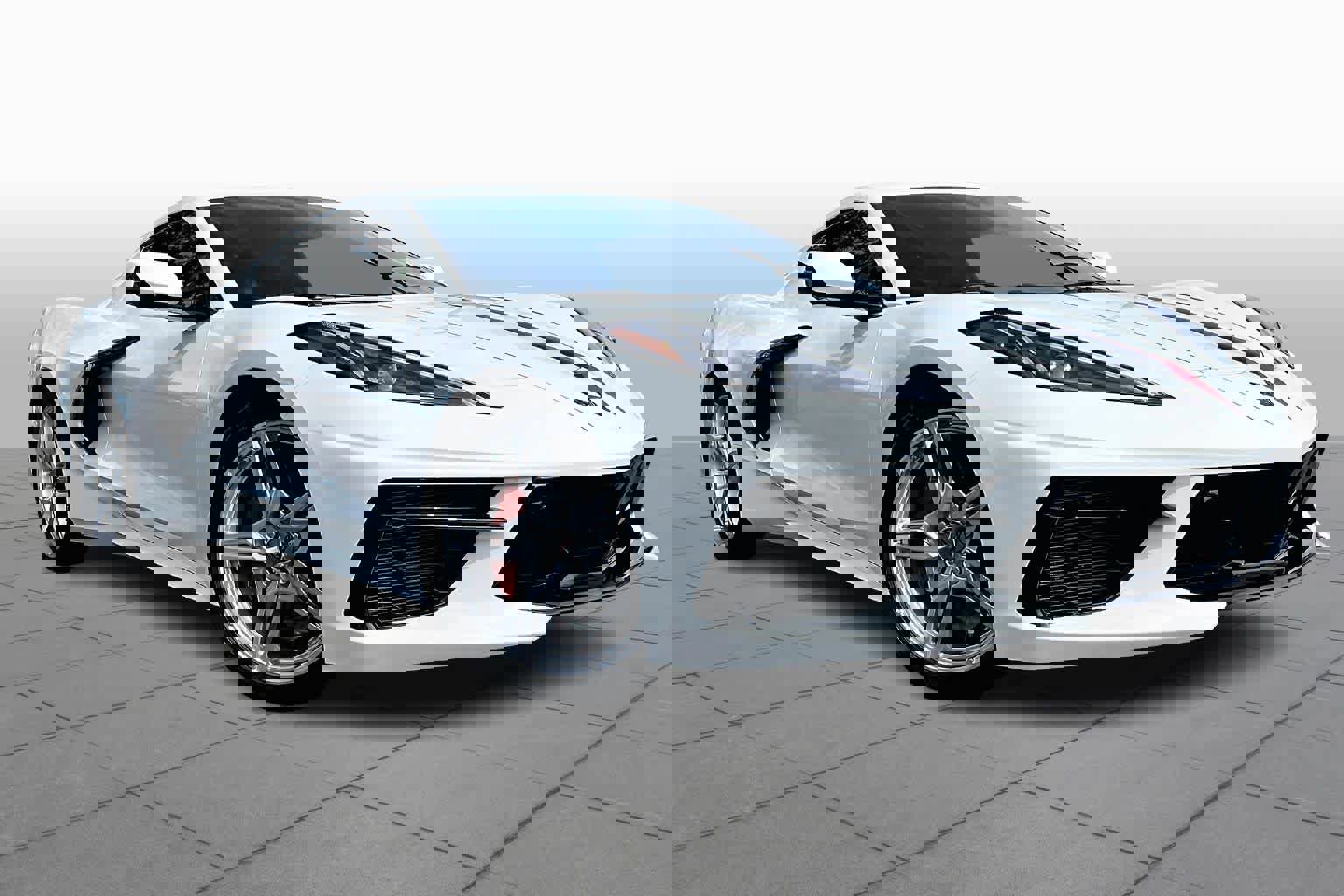 Used 2022 Chevrolet Corvette Stingray Premium Cpe w/ Engine Appearance Package image 3