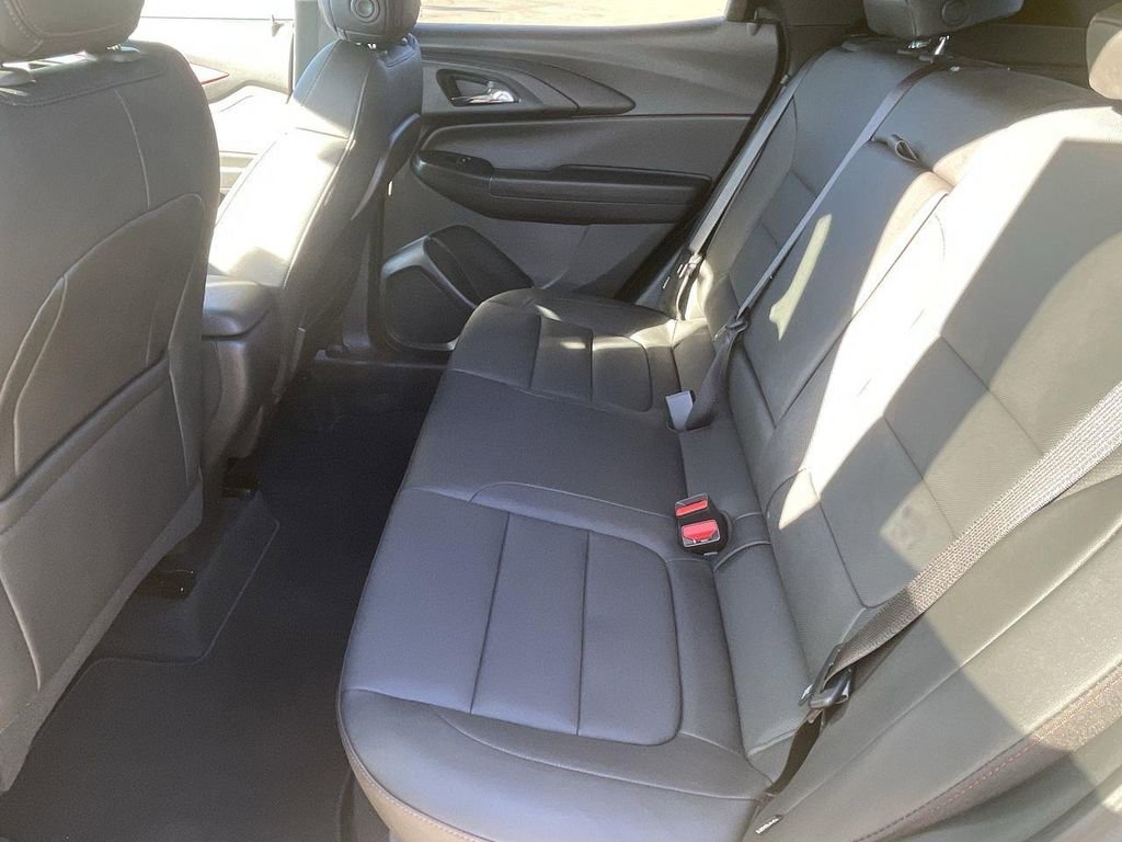 Certified 2024 Chevrolet TrailBlazer RS w/ Driver Confidence Package image 22
