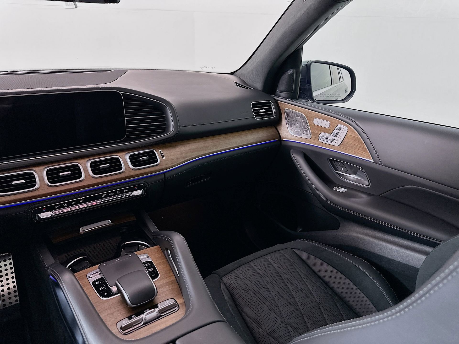 Certified 2023 Mercedes-Benz GLS 63 AMG 4MATIC image 26