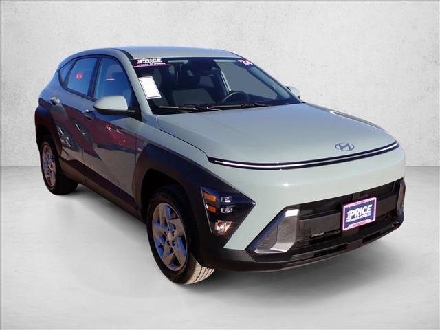 Used 2024 Hyundai Kona SE image 6