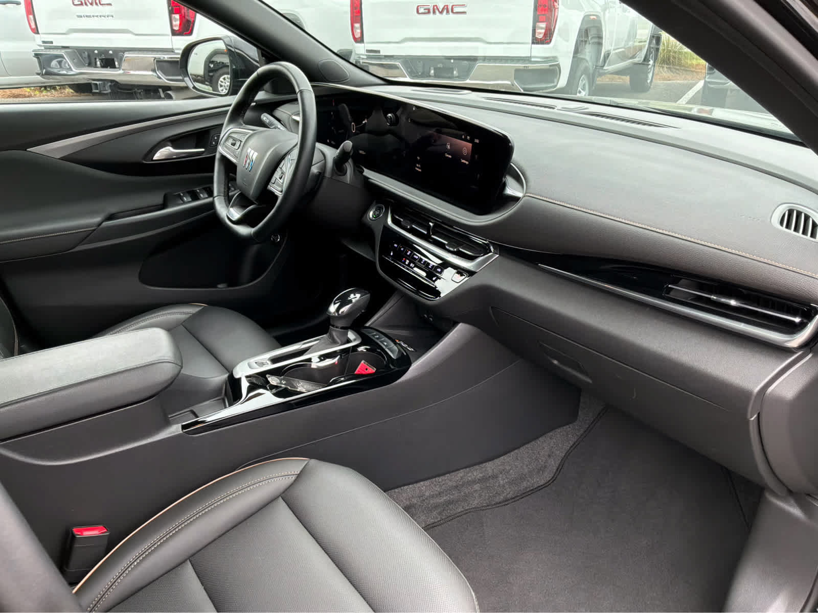 Used 2024 Buick Envista Avenir FWD image 27