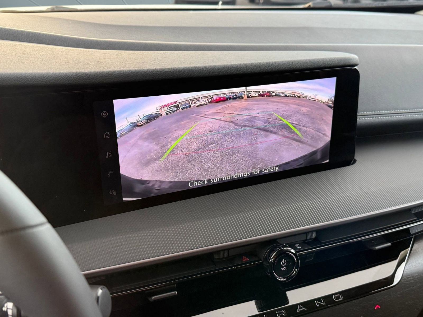 Certified 2025 Nissan Murano SV image 27