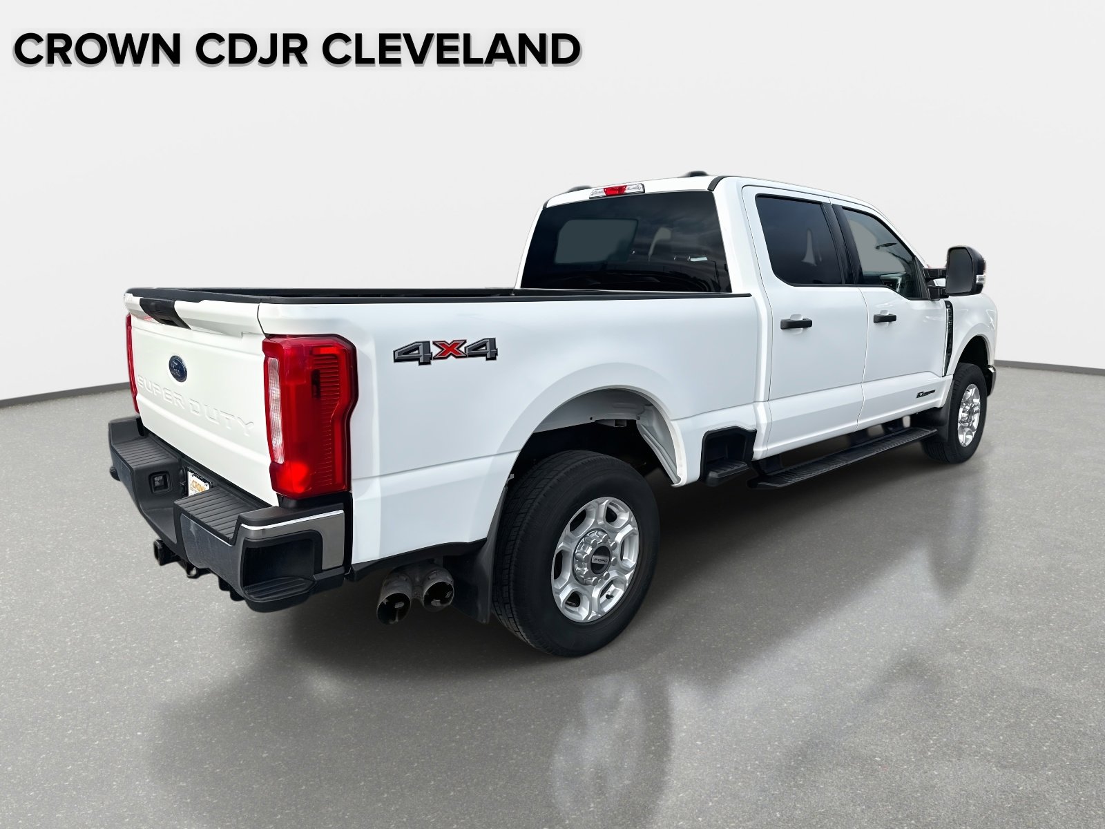 Used 2025 Ford F250 XLT image 4