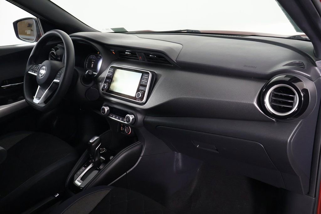 Used 2018 Nissan Kicks SV w/ Interior Electronics Package image 9
