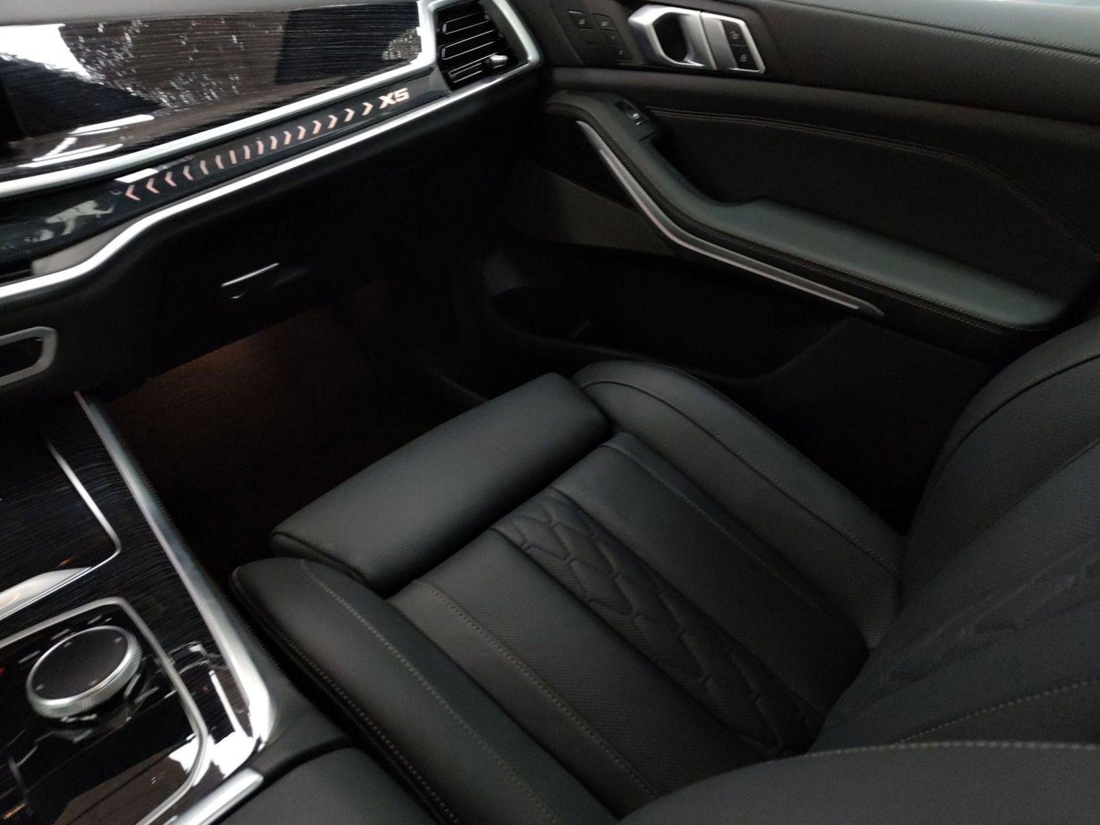 Certified 2024 BMW X5 xDrive40i image 23