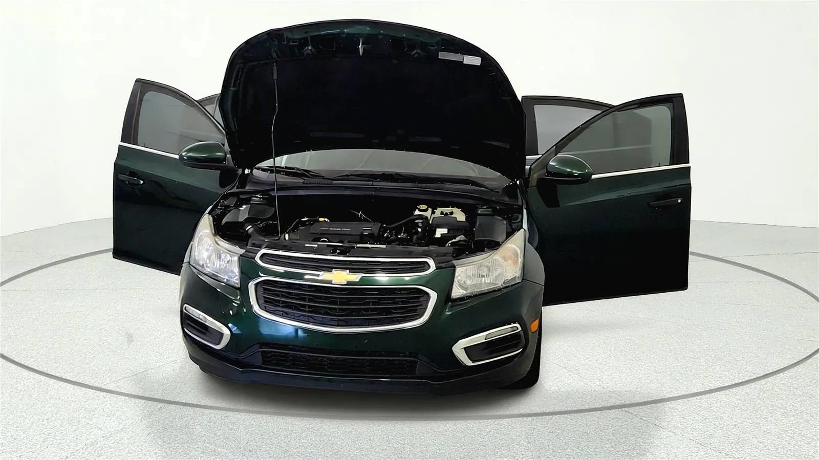 Used 2015 Chevrolet Cruze LT FWD image 8