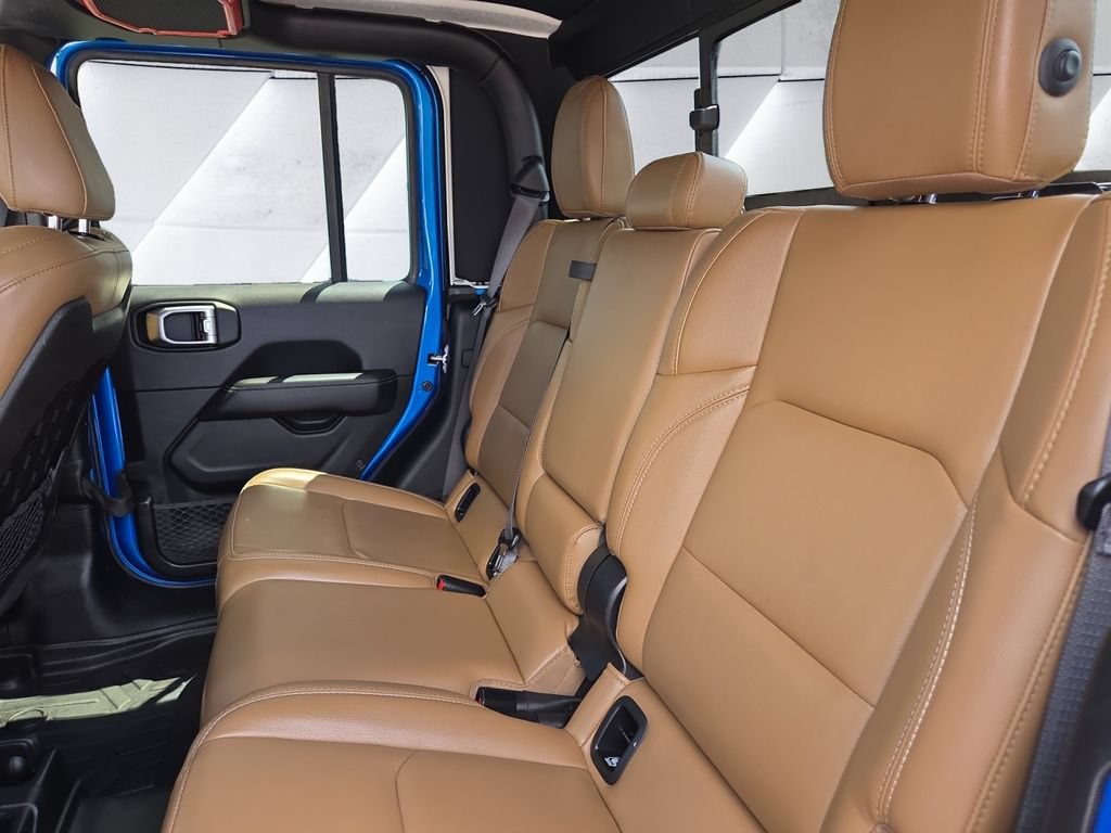 Certified 2020 Jeep Gladiator Rubicon AWD/4WD image 11