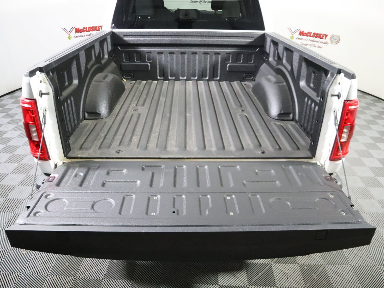 Used 2022 Ford F150 XLT w/ Trailer Tow Package AWD/4WD image 10