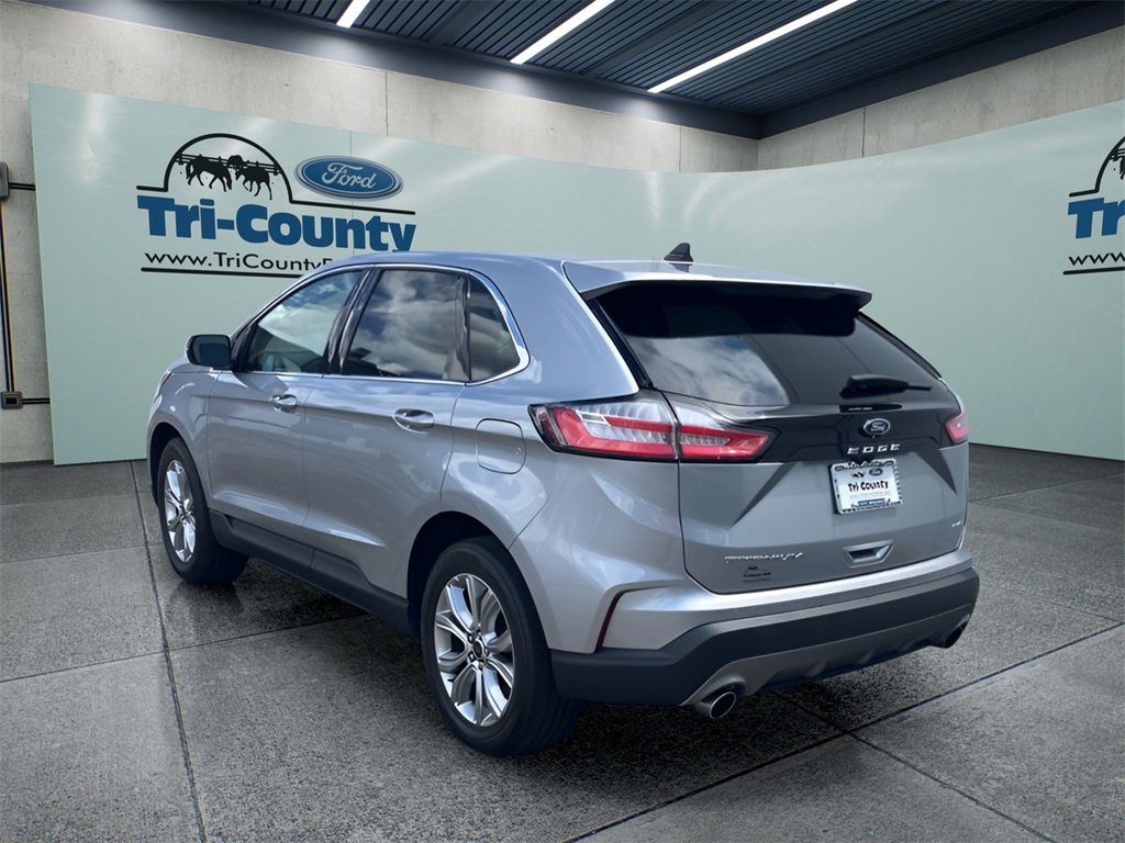 Used 2024 Ford Edge Titanium image 5