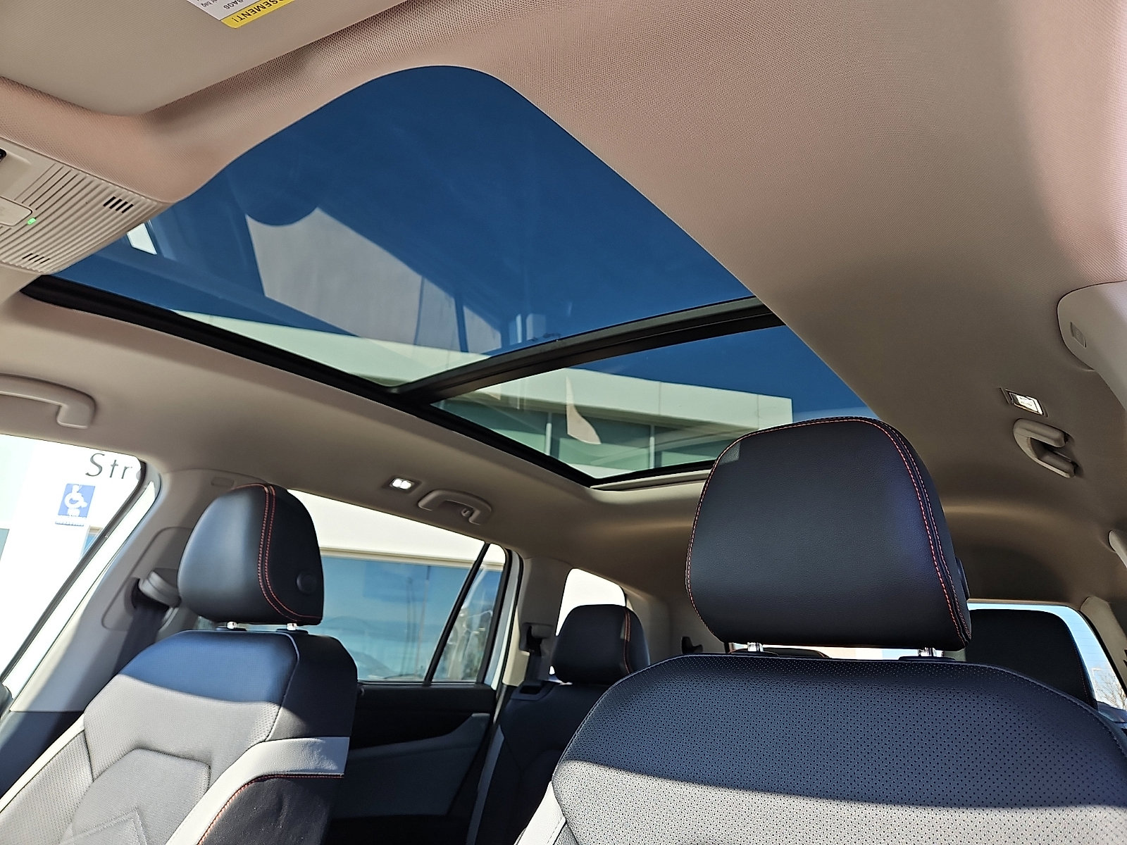 New 2026 Volkswagen Atlas Peak Edition image 14