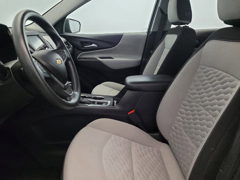 Used 2018 Chevrolet Equinox LS image 17