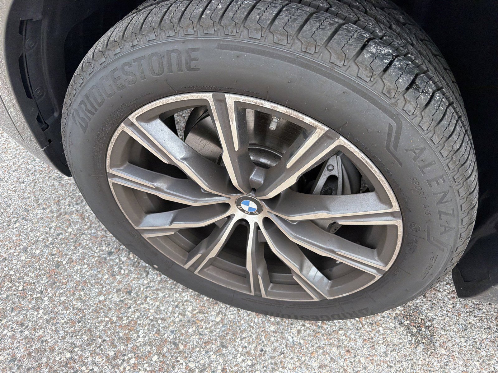 Used 2026 BMW X5 xDrive40i AWD/4WD image 10