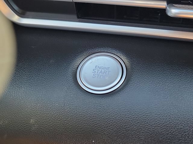 Certified 2026 Hyundai Elantra Hybrid FWD image 10
