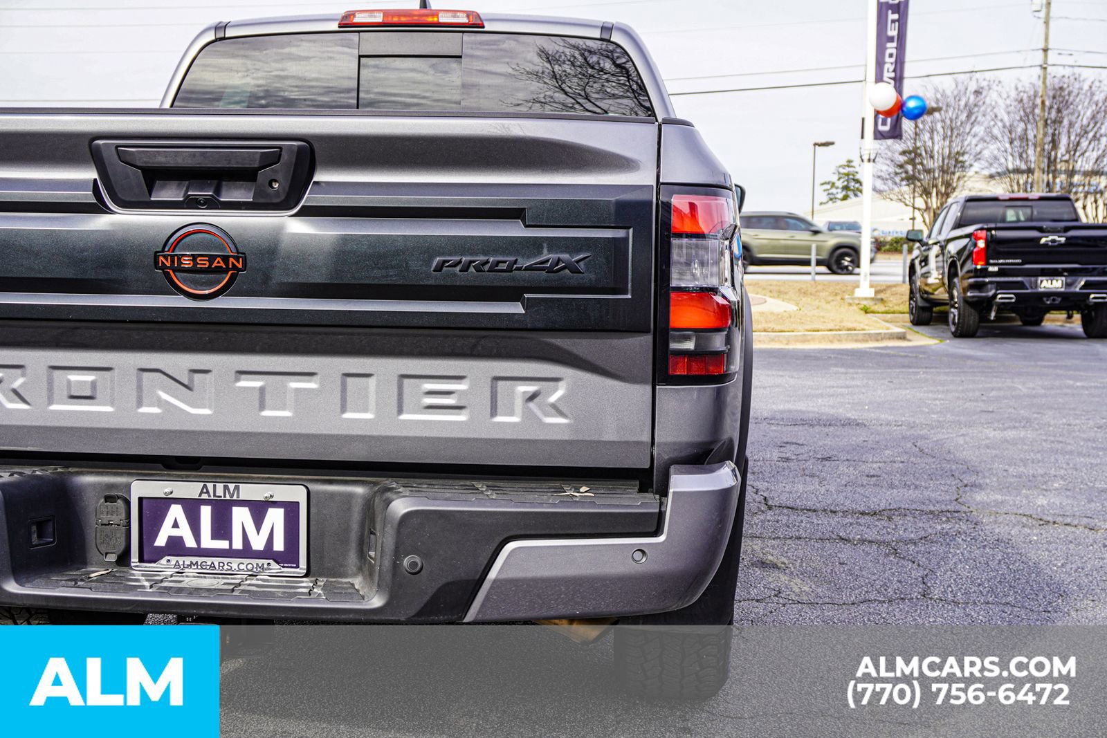 Used 2025 Nissan Frontier PRO-4X w/ Pro Convenience Package image 16