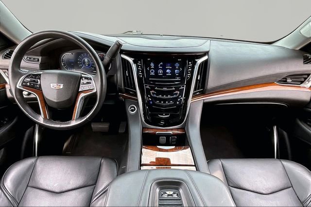 Used 2020 Cadillac Escalade Luxury image 6