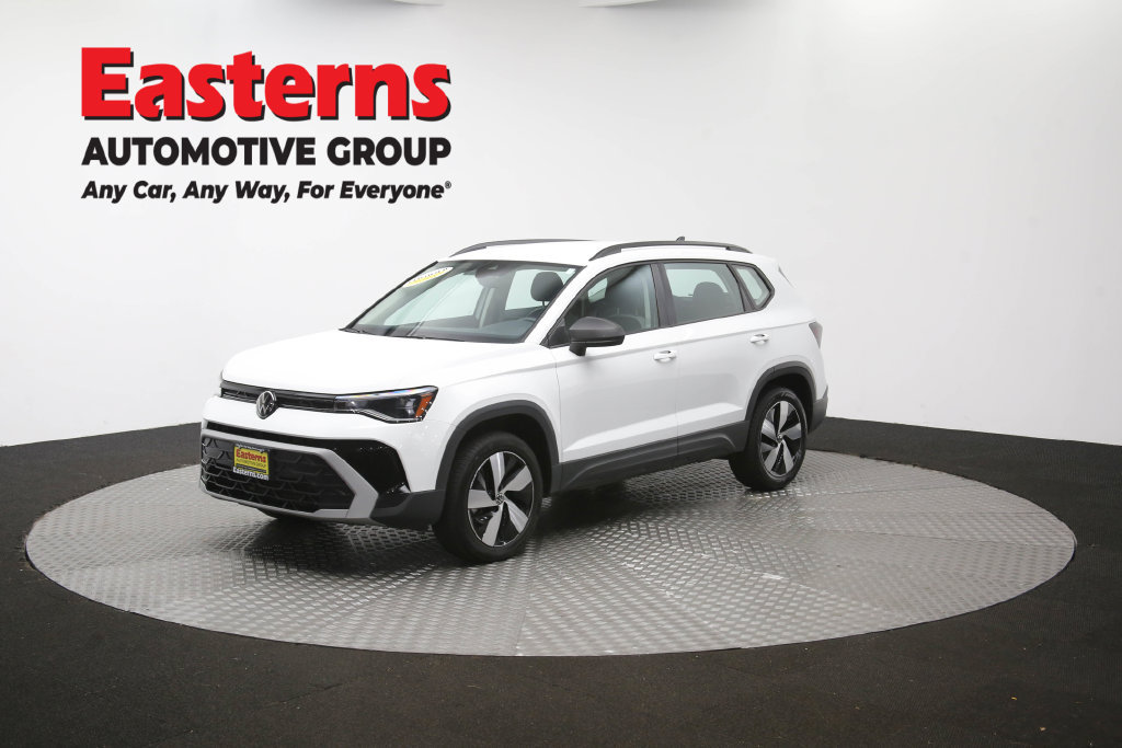 Used 2025 Volkswagen Taos S AWD/4WD image 55