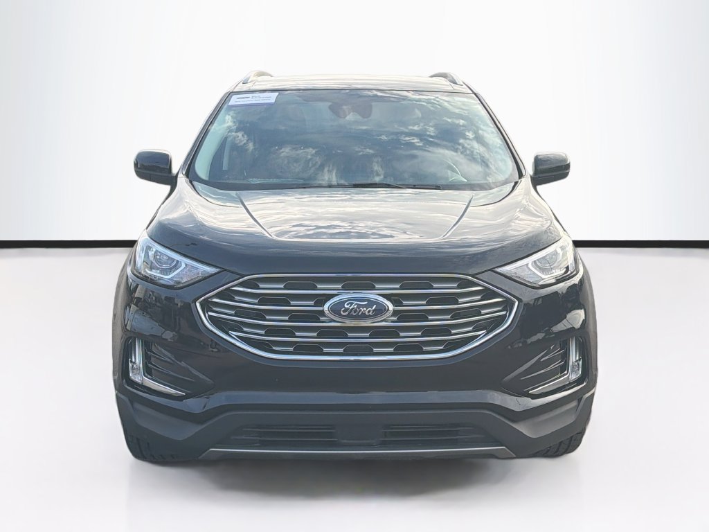 Certified 2022 Ford Edge SEL w/ Convenience Package AWD/4WD image 2