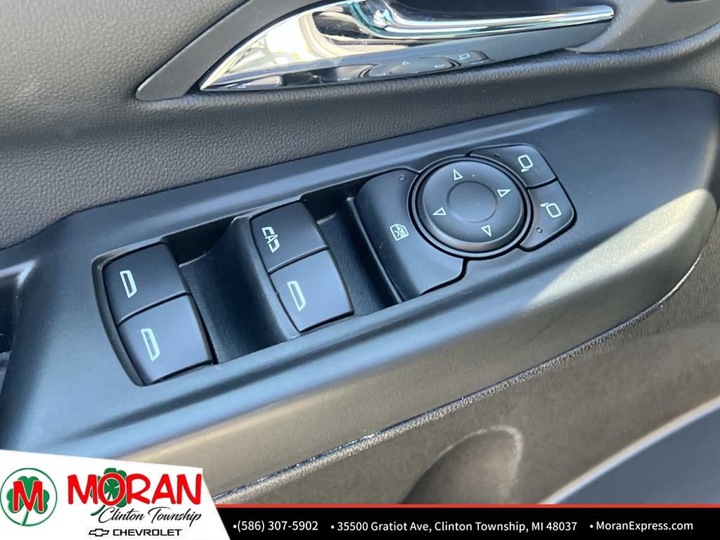 Certified 2023 Chevrolet Bolt LT w/ Infotainment Package FWD image 17