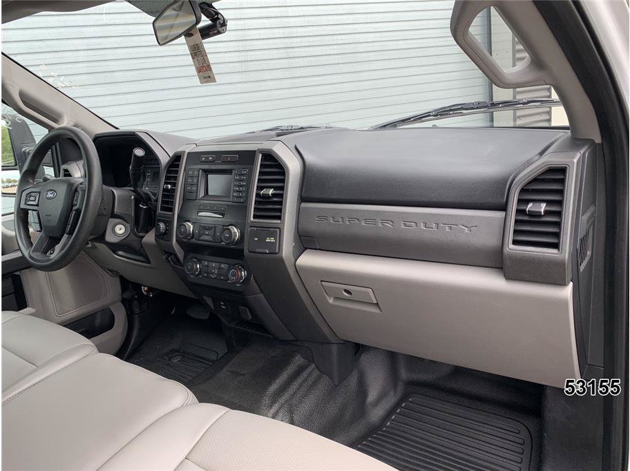 Used 2019 Ford F550 4x4 Crew Cab Super Duty w/ Power Equipment Group image 25