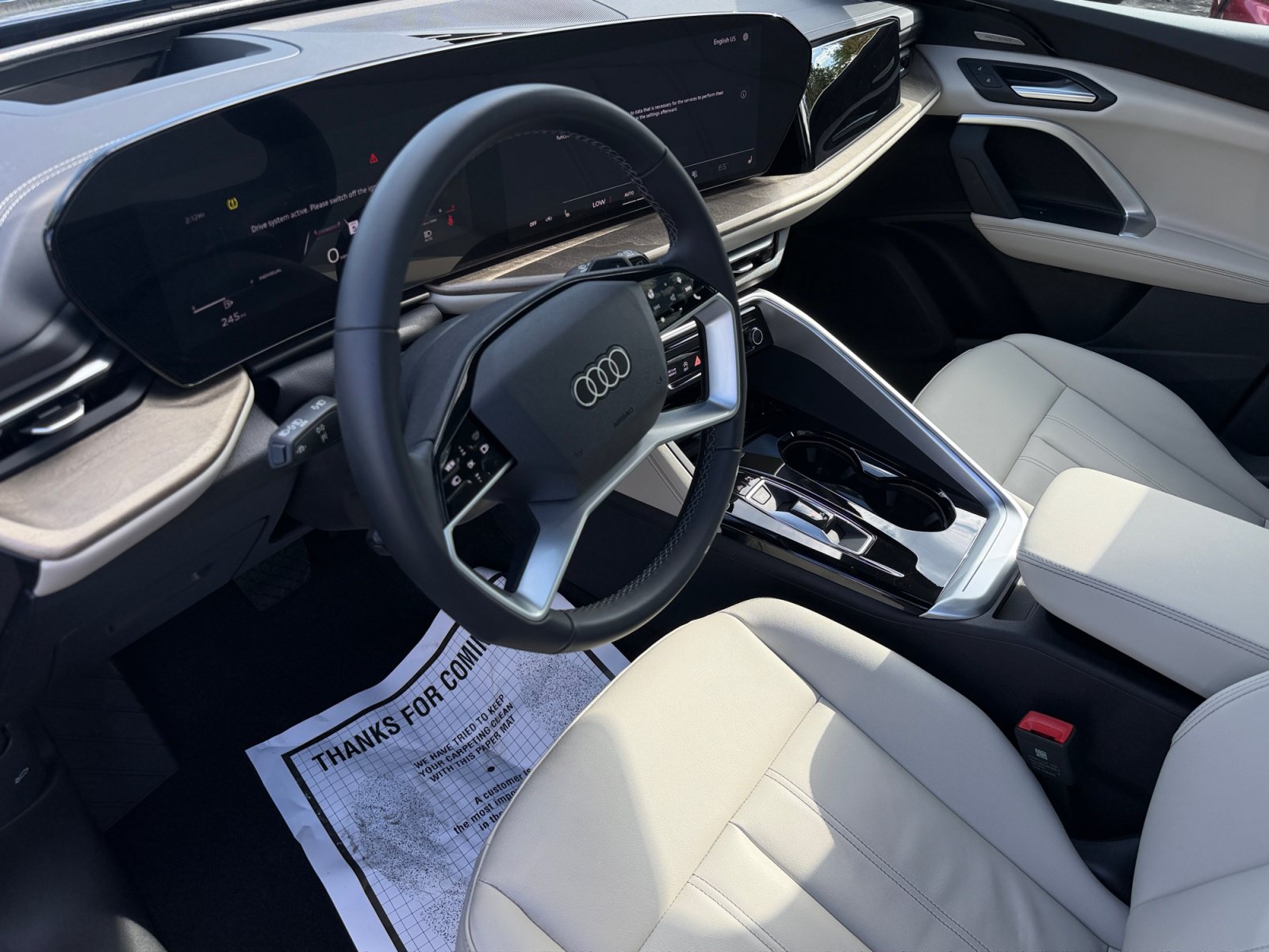 Used 2025 Audi Q5 Premium Plus w/ Premium Plus AWD/4WD image 4