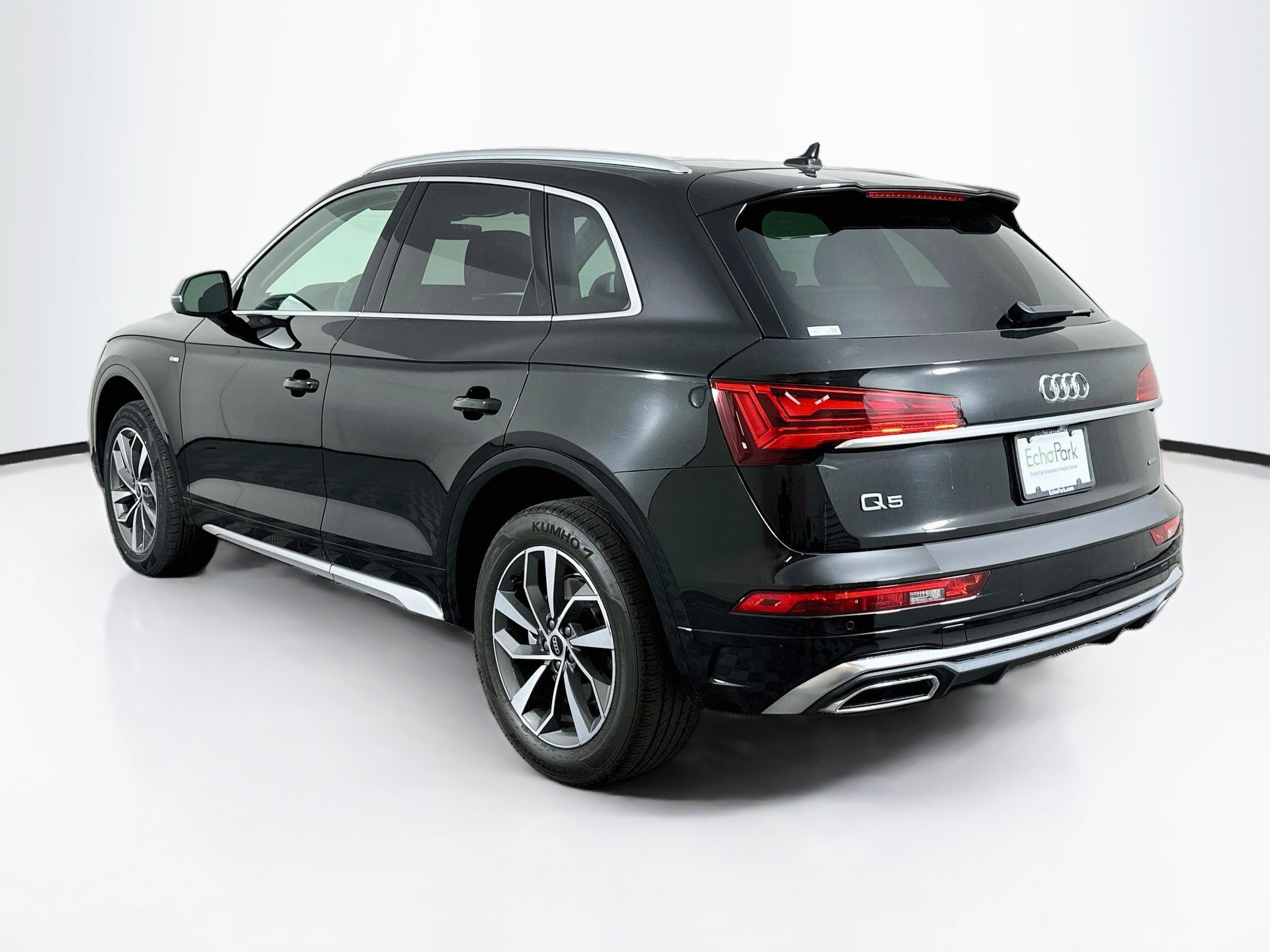 Used 2023 Audi Q5 2.0T Premium w/ Convenience Package AWD/4WD image 5