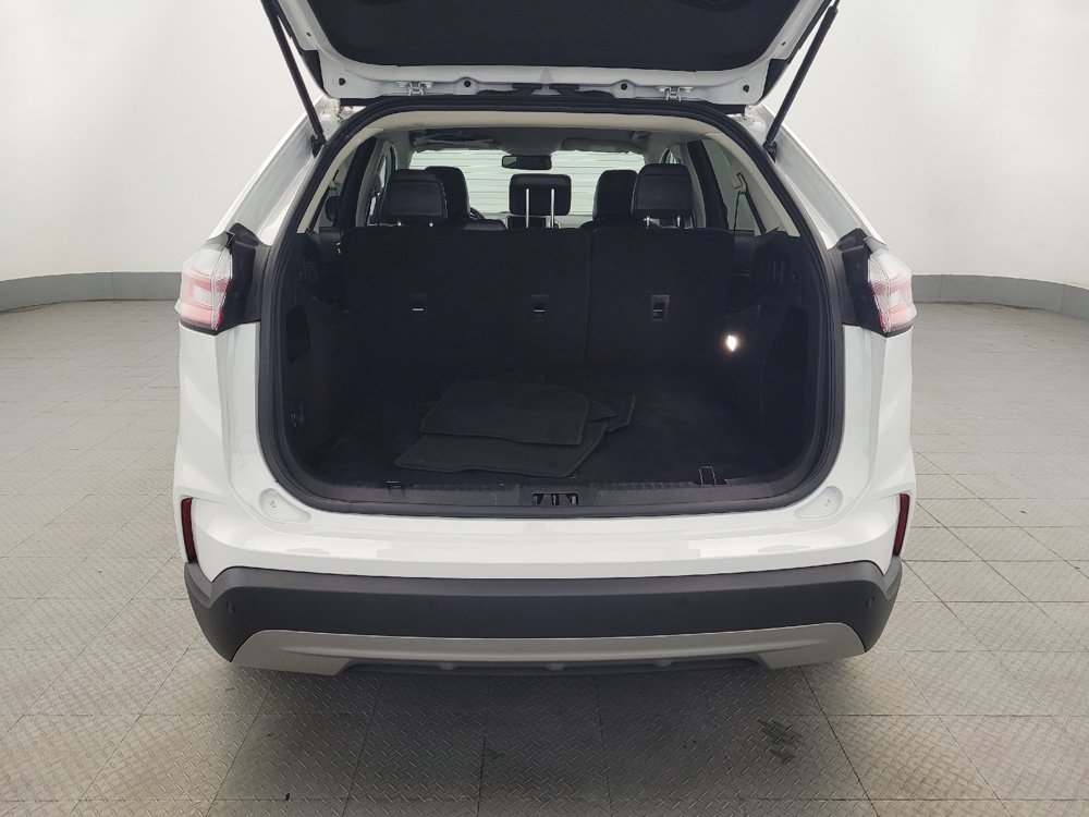 Used 2024 Ford Edge SEL image 29